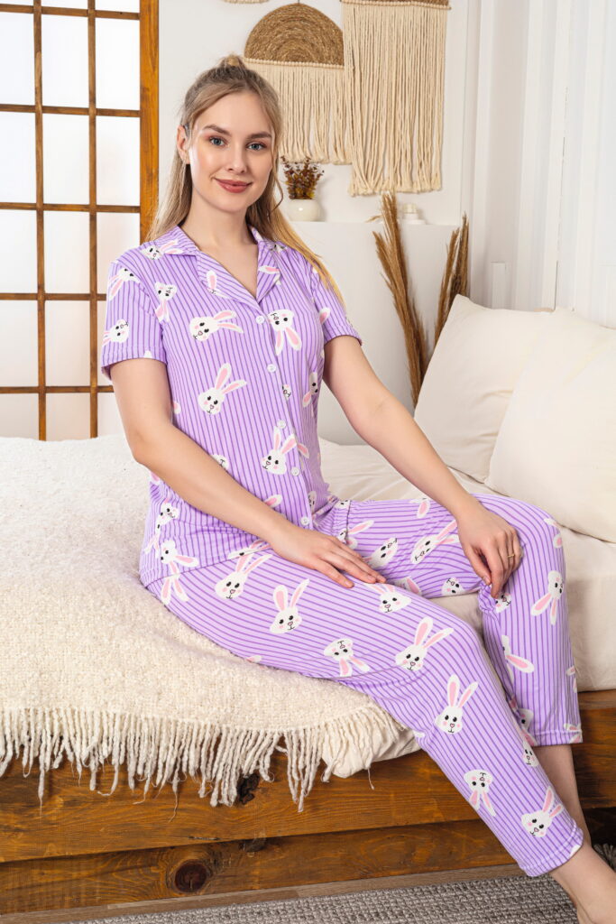 lila tavsanlı pijama takımı